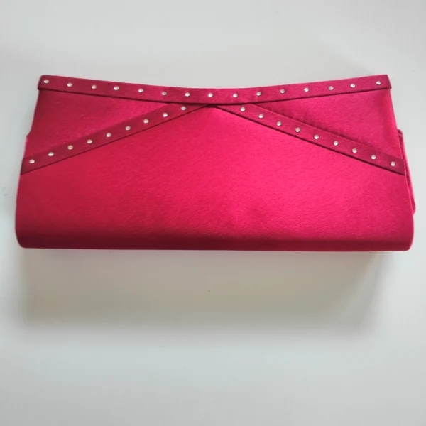 cartera raso rojo